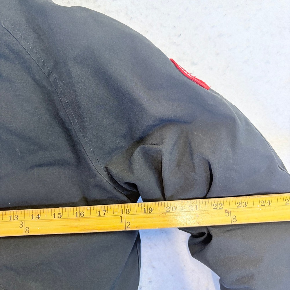 Canada Goose Rundle Bomber Youth Large Black Fur Trim Hooded Parka 7995Y R - Picture 4 of 10